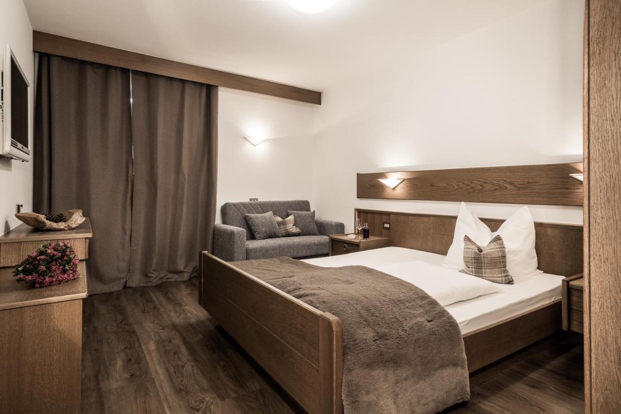 Hotel Zum Loewen - Al Leone Meltina Exteriér fotografie